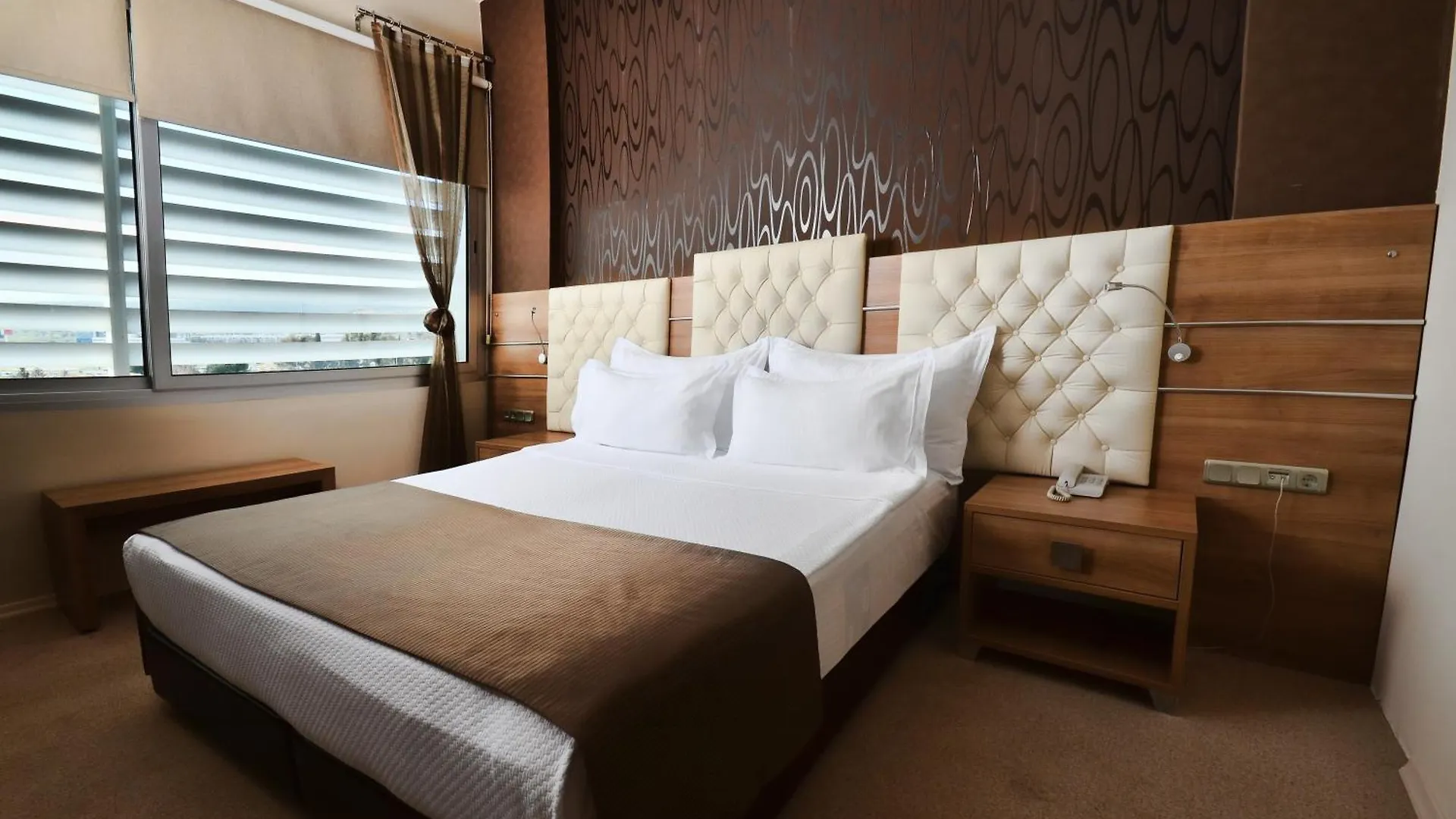 Orty Airport Hotel İzmir 4*,  Törökország