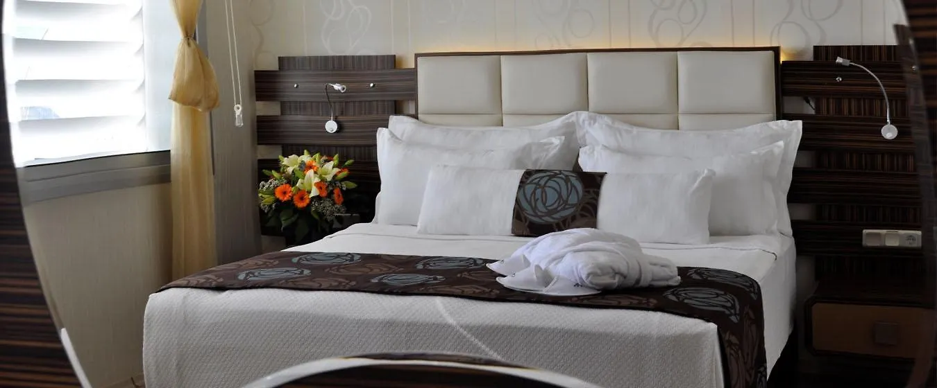 Orty Airport Hotel İzmir 4*,